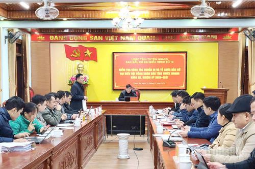 Ban bầu cử đại biểu HĐND số 12 kiểm tra tại các xã