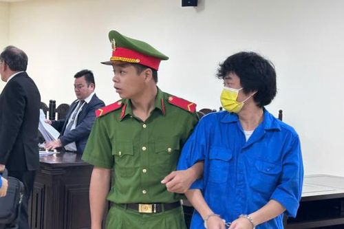 Hoãn phiên tòa vụ án Việt Á tại Đắk Lắk