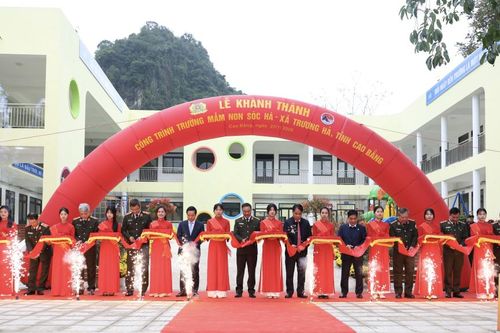 Thứ trưởng Bộ Công an Phạm Thế Tùng dự lễ khánh thành Trường Mầm non Sóc Hà