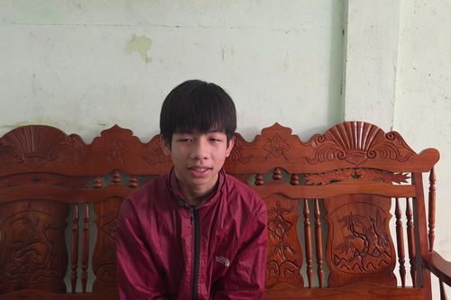 Vụ máy bay rơi tại Đắk Lắk: Lời kể của nam sinh hỗ trợ phi công khi tiếp đất