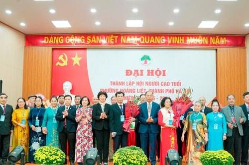 Hội Người cao tuổi phường Hoàng Liệt phát huy vai trò 'Tuổi cao - gương sáng'