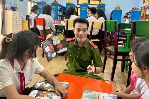 Ở lại với A Lưới