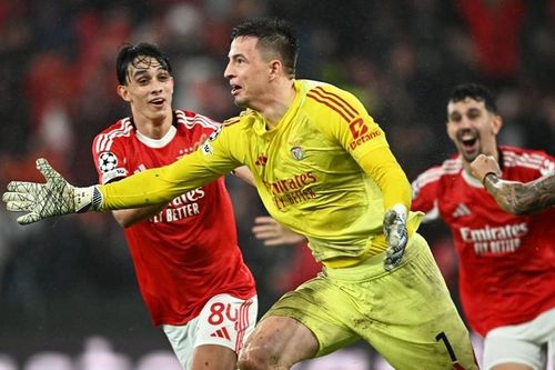 Thủ môn Benfica tạo cơn sốt ở Champions League