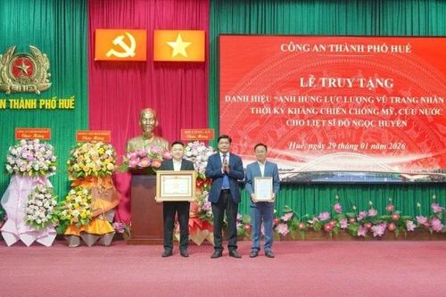Truy tặng danh hiệu Anh hùng Lực lượng vũ trang nhân dân cho liệt sĩ Đỗ Ngọc Huyền