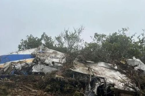 Colombia: Máy bay chở nghị sĩ rơi ở vùng núi, 15 người thiệt mạng