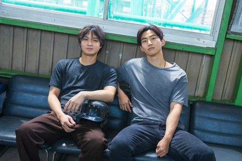 Taecyeon và Isomura Hayato 'sánh đôi' trong phim tình cảm lãng mạn Nhật Bản mới