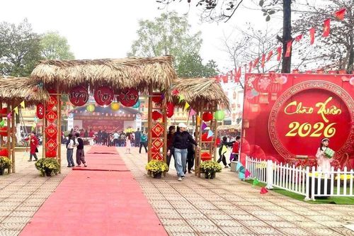Trường học ở Phú Thọ chú trọng giáo dục truyền thống qua trải nghiệm Tết