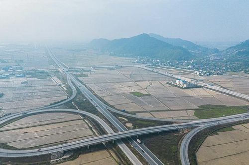 Nghệ An dồn lực cho dự án cao tốc Vinh – Thanh Thủy
