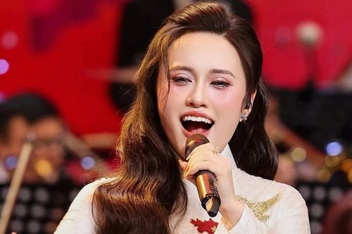 Nữ ca sĩ được NSƯT Tố Nga khen có giọng hát 'đặc biệt hiếm'