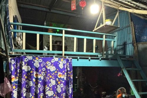 Mâu thuẫn sinh hoạt, em bóp cổ anh ruột tử vong