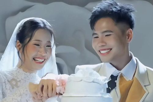 Rapper Phúc Du cưới bạn gái yêu 14 năm