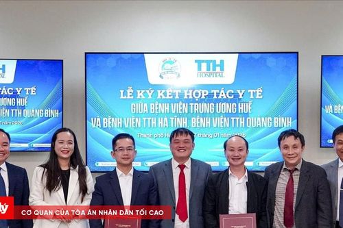 Bệnh viện Trung ương Huế ký kết hợp tác, lan tỏa kỹ thuật cao về y tế cơ sở