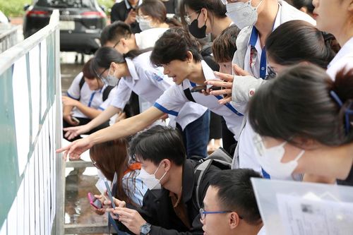 Học 2 buổi/ngày, học sinh các trường biên giới ở Quảng Ninh được học tiếng Trung