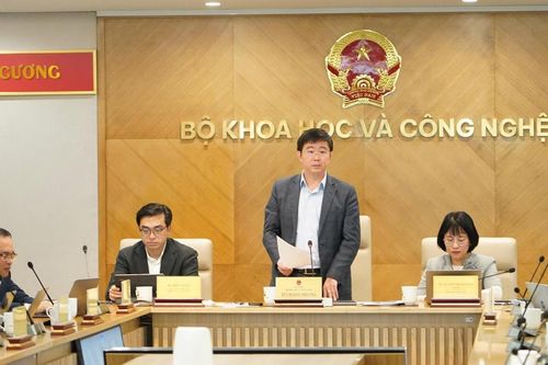 Từng bước đặt nền móng làm chủ công nghệ bán dẫn