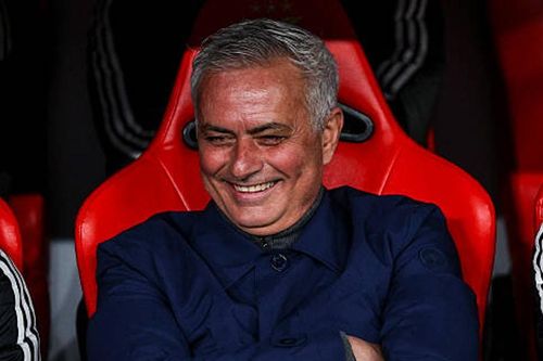 Mourinho quật ngã Real Madrid và sự thống trị của bóng đá Anh tại Champions League