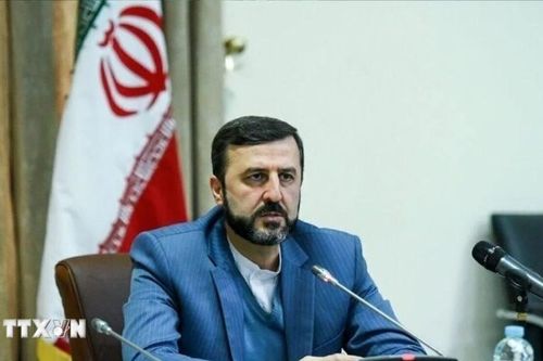 Iran cảnh báo đáp trả 'thích đáng' bất kỳ hành động quân sự nào