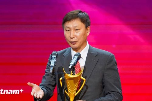Ấn tượng Cúp Chiến thắng 2025: Bắn súng Việt Nam lập kỷ lục, thầy Kim chúc mừng năm mới