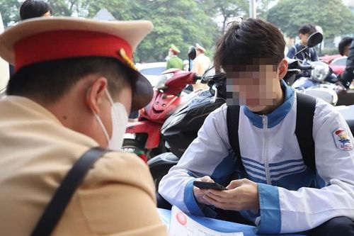 Hà Nội: Trường THPT Mỹ Đình dẫn đầu về số lượng học sinh vi phạm giao thông trong tháng 1