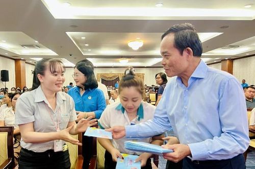 TP.HCM: Công nhân không có thưởng Tết được hỗ trợ 2 triệu đồng/người