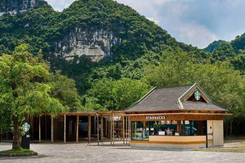 'Lá bài tẩy' của Katinat, Starbucks, Highlands