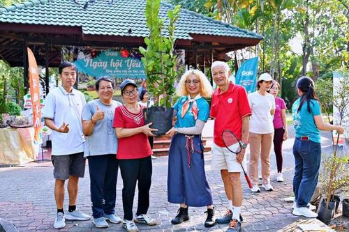 Gaia tặng miễn phí người dân TP.HCM hàng trăm cây xanh