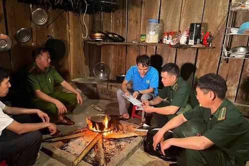 Giữ màu xanh nơi biên giới
