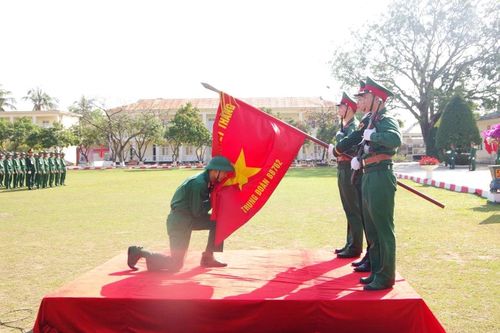 Trung đoàn 762 tiễn quân nhân hoàn thành nghĩa vụ quân sự năm 2026