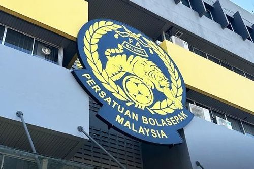 Ban Chấp hành Liên đoàn bóng đá Malaysia đồng loạt từ chức