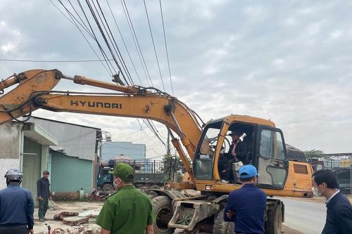 Nỗ lực bàn giao mặt bằng phục vụ thi công quốc lộ 14B