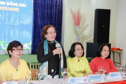 Hội Nữ trí thức tỉnh khen thưởng 49 tập thể, cá nhân hoàn thành xuất sắc nhiệm vụ năm 2025