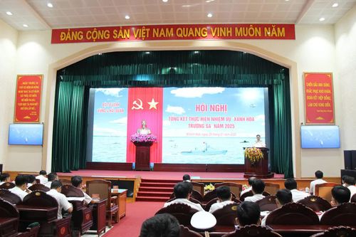 Vùng 4 Hải quân tổng kết thực hiện nhiệm vụ 'Xanh hóa Trường Sa' năm 2025