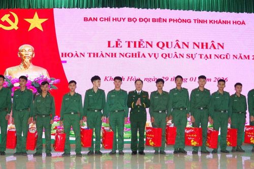 Bộ đội Biên phòng tỉnh Khánh Hòa tiễn 167 quân nhân hoàn thành nghĩa vụ quân sự trở về địa phương