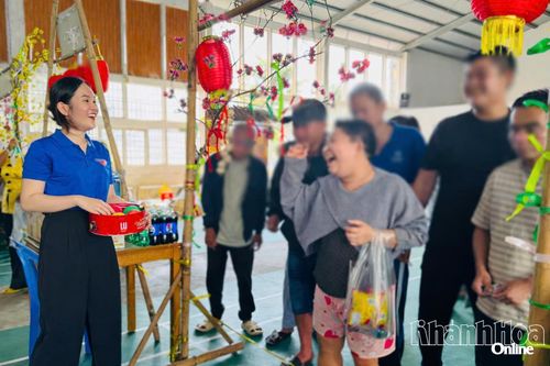 Bệnh viện Chuyên khoa Tâm thần Khánh Hòa tổ chức Hội chợ xuân cho bệnh nhân