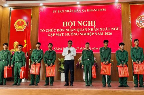 Xã Khánh Sơn đón 22 quân nhân xuất ngũ trở về địa phương