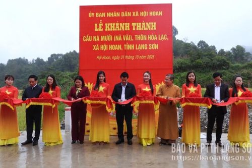 Nối nhịp cầu vui