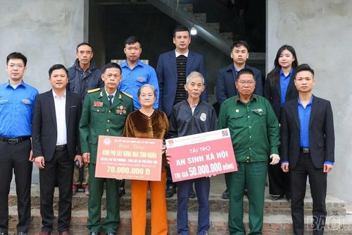 Trao yêu thương, đón Tết nghĩa tình
