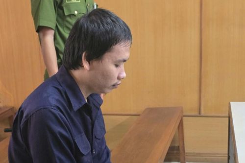 Tuyên phạt 26 năm tù đối tượng cướp tài sản và xâm hại bé gái bán vé số tại TP Hồ Chí Minh