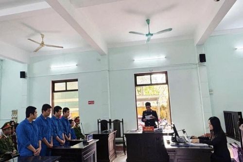 Huế tuyên phạt 4 bị cáo 29 năm tù vì tổ chức sử dụng trái phép chất ma túy