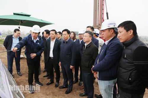 Kiểm tra hiện trường Dự án tuyến đường cao tốc Ninh Bình - Hải Phòng