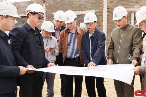 Không khí lao động khẩn trương trên những công trường trọng điểm