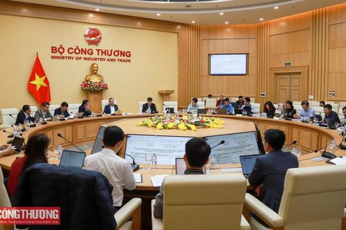 Đẩy mạnh cải cách thủ tục hành chính trong quản lý cấp phép hoạt động điện lực