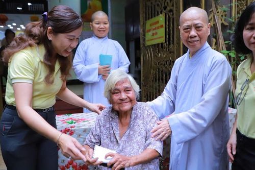 TP.HCM: Chùa Bồ Đề Lan Nhã tổ chức 'Phiên chợ 0 đồng – Xuân yêu thương'