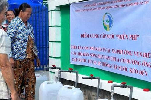 Miền Tây giữ nước ngọt trước vòng vây hạn mặn