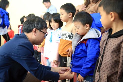 Kêu gọi ủng hộ giúp đỡ người nghèo, tạo 'Tết ấm, xuân vui' cho đồng bào xứ Nghệ