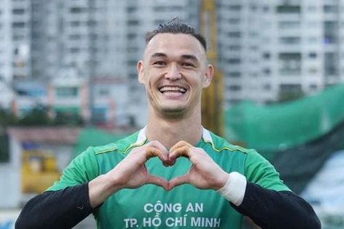 Thủ môn Patrik Lê Giang chính thức có quốc tịch Việt Nam