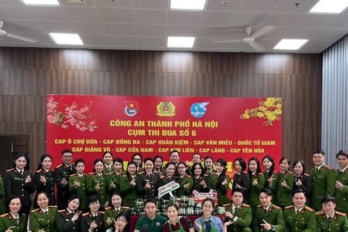 'Gói trọn' cả tình quân dân trong từng chiếc bánh chưng gửi tặng người khó khăn