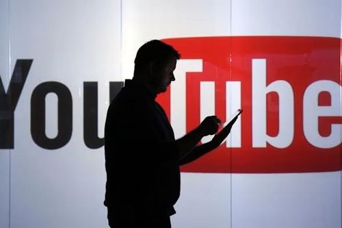 Hàng loạt kênh 'tỷ view' bị YouTube gỡ vì AI