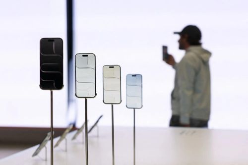 iPhone 18 tăng giá