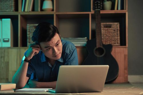 Trả giá ở tuổi 31 vì vắt kiệt sức lực cho công việc