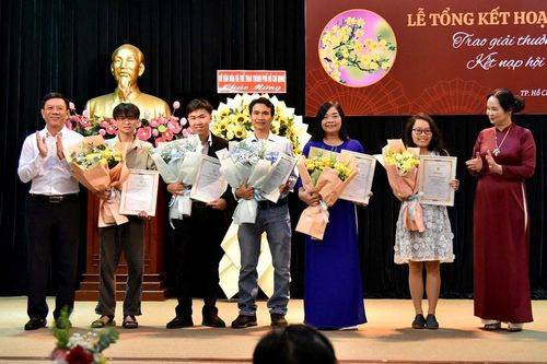 Vinh danh giải thưởng Hội Nhà văn TP.HCM 2025